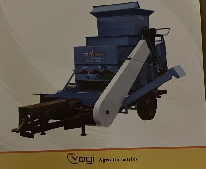 Differential Type Tractor Operated Groundnut Thresher (3.5 Feet)